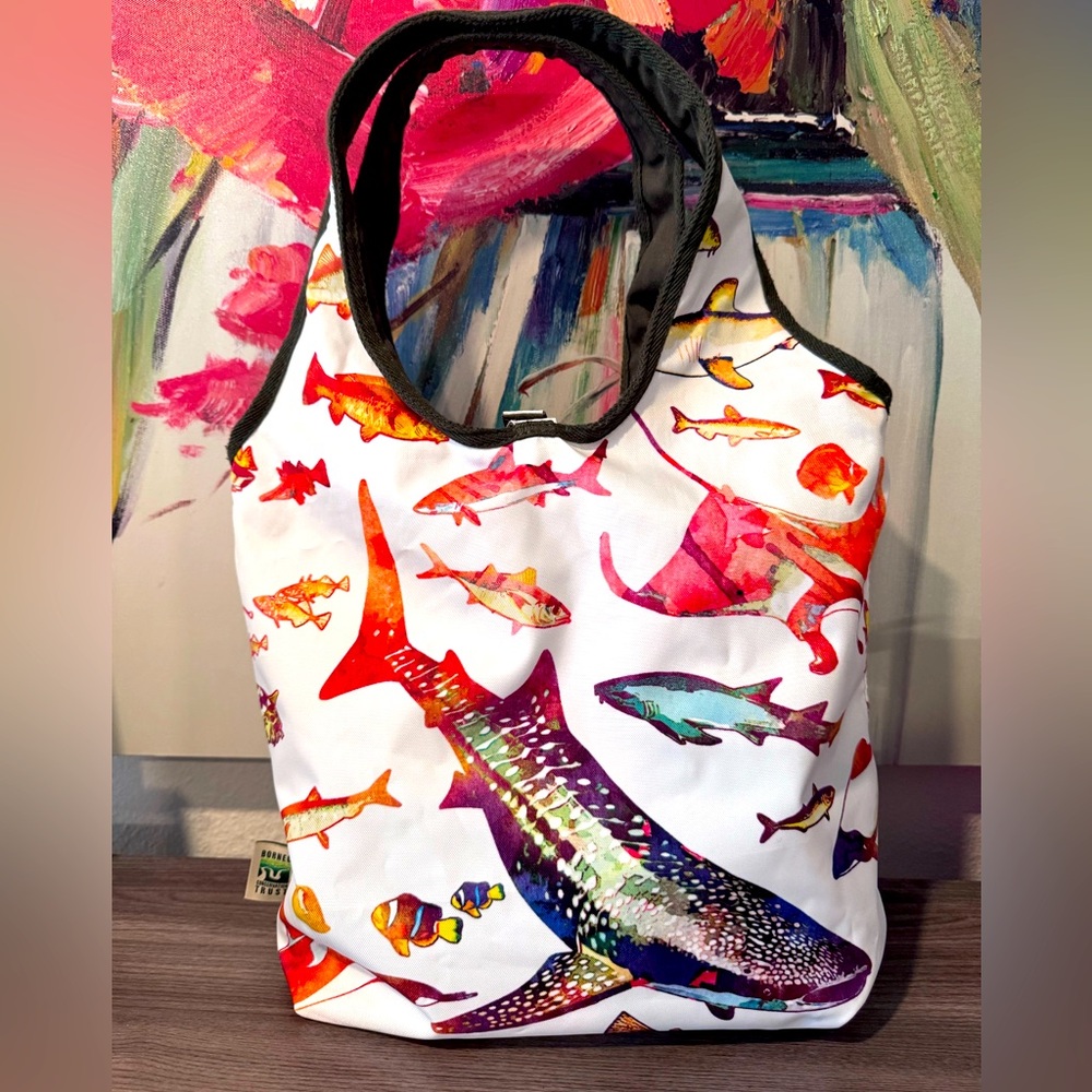 Hunting World Shark Fish Tote